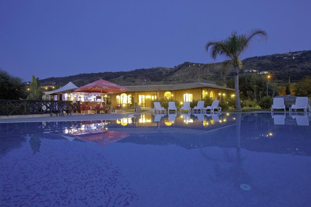 Bv Borgo Del Principe Hotel Zambrone Eksteriør billede